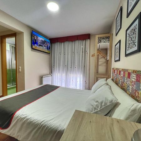 Hostal La Colmena Vicolozano Exteriér fotografie